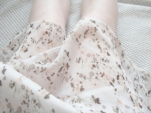 我的灵魂脱离了生命的轨道_思念缠绵的纯情女生QQ空间意境图片