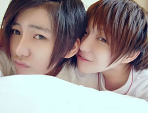 我对你失去了执着_华丽暧昧的非主流情侣QQ空间图片素材