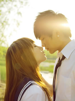 我对你失去了执着_华丽暧昧的非主流情侣QQ空间图片素材