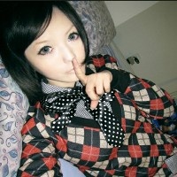 QQ空间伤感女生头像_www.qqtn.comt