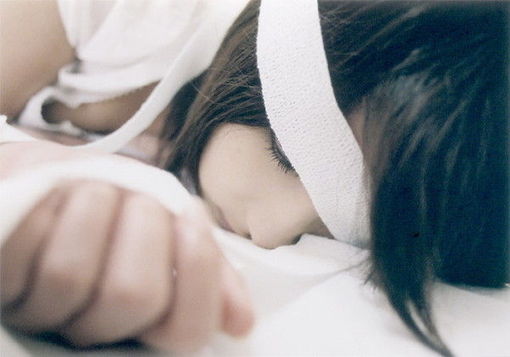 幸福不仅仅是阳光而已_唯美意境的伤感女生QQ空间图片素材