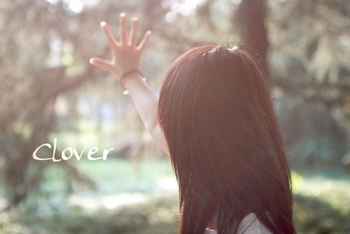 幸福不仅仅是阳光而已_唯美意境的伤感女生QQ空间图片素材