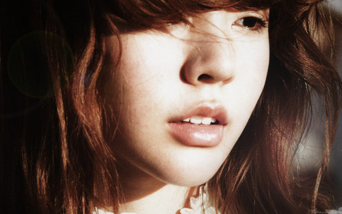 幸福不仅仅是阳光而已_唯美意境的伤感女生QQ空间图片素材