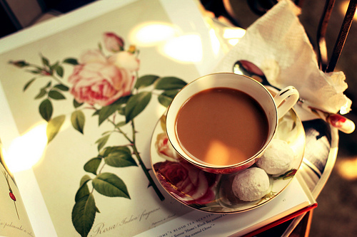 我舍不得睁开眼睛_如花似酒的唯美意境QQ空间图片素材