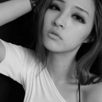 我已无力描绘混乱的生活_非主流伤感女生QQ头像