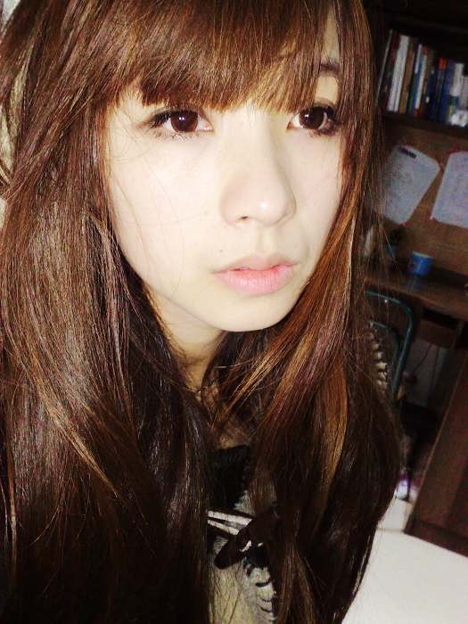 寻找遥不可及的安慰_时尚性感女生QQ空间图片