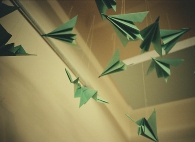 爱需要两颗心共同承担_寂寞憔悴的非主流意境QQ空间图片素材