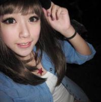 回忆迟早会抛弃我_性感可爱女生QQ头像