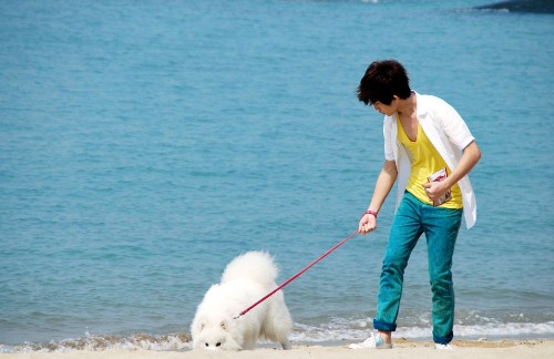 这莫大的天空也会这样的悲怆_好看男生QQ空间图片