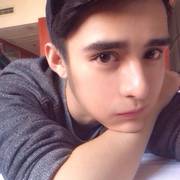 微信帅气男生唯美头像 因为谁多停留一秒