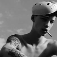 微信头像男生帅气超拽纹身很拉风 让回忆纪念最初的感动