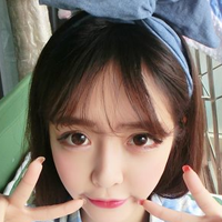 清凉一夏的阳光美女微信空间素材 陪伴比拥有来的幸福