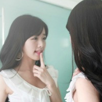 我的回忆停留在你的世界中_夏日潮爆美女微信空间图片