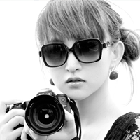 开始害怕无声的画面_冷酷时尚微信空间美女图片素材