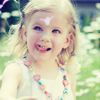 有趣可爱的萌小孩微信空间图片素材_如果你有一个这样的宝贝