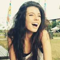 我只想快乐的活着_欧美意境风格微信空间图片素材