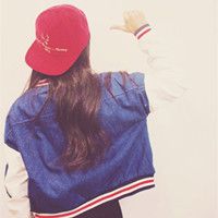 女生个性说说超拽霸气无人能敌 手撕快递包裹的女汉子