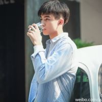 微信个性签名男生超拽霸气十足 和我说话请注意你说话的态度