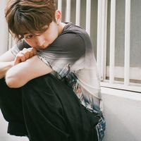 心痛的个性签名男用 伤心绝望的男生微信个性签名很心痛