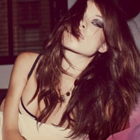 欧美个性重口味图片女生版2022 我是你不懂爱时A路人