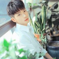小清新男生头像图片帅气暖男专属 时间把亲密变成客气