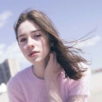 充满自信的欧美女生自拍头像 一个人很酷还是忍不住羡慕