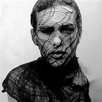 欧美霸气男生黑白头像 男人有能力到哪都有故事