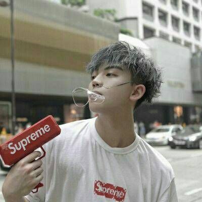 好看的男生头像酷酷的像真人高清 酷到没有软肋