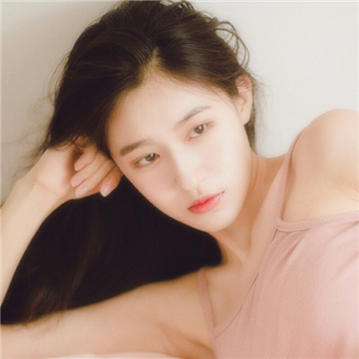 安静优雅气质女生头像唯美图片2022 我依然忘不掉你的一切
