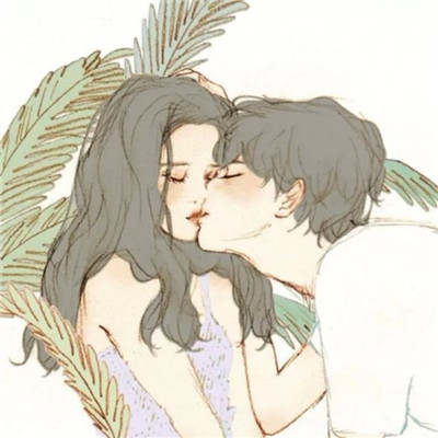 动漫浪漫情侣头像一对两张最新2022 遇见你之前给足我自由