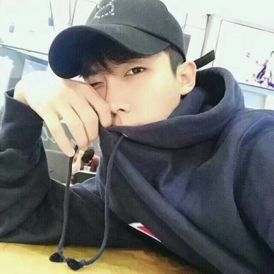 唯美意境微信男生头像大全 我的心是你未曾知道的兵荒马乱