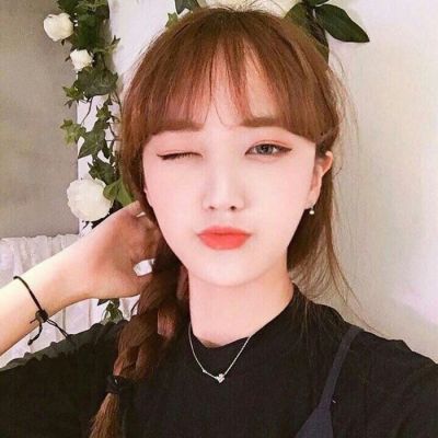 微信可爱头像乖乖女萌萌哒图片 你努力合群的样子并不美