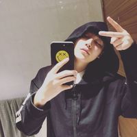 2022高冷帅气的男生微信头像超拽 善心不该惯着不识好歹的人