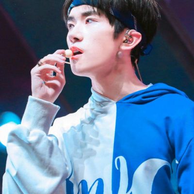 最新易烊千玺最帅的图片头像大全 青春正能量易烊千玺头像