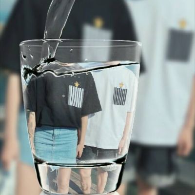 2022个性潮流情侣头像画中画一对 好看的画中画情侣头像