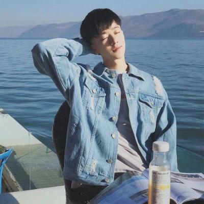 最新高清男生yy头像阳光帅气又年轻 分手的痛不是人人都懂