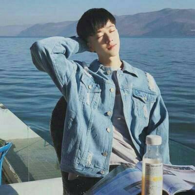 2022超好看的微信帅哥头像高清韩范图片 不做没有绝对胜算的事