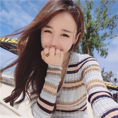 最新版2022女生唯美长发头像大全 不能白头到老却要一生相随