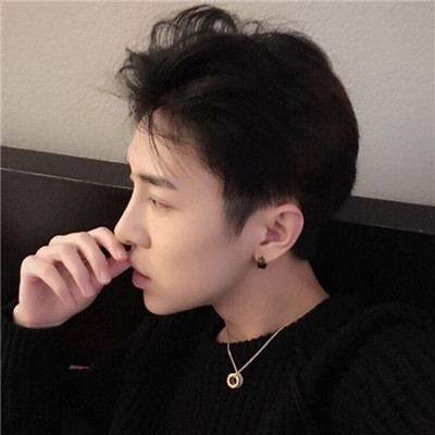 男生有意境2022帅气侧脸头像大全 醉死在忧伤里而却一醉不起