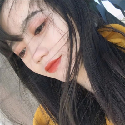 可爱淘气女生头像2022最新 我是万丈深渊请你往里跳