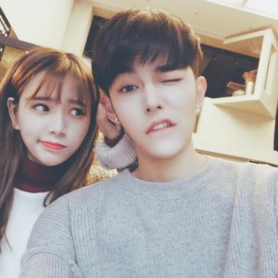 最新青春好看情侣微博头像合照一对 遇见每个人都是一种缘分