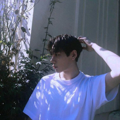 2022微信头像男生超拽霸气高冷头像 人渣不分男女废物不分年龄