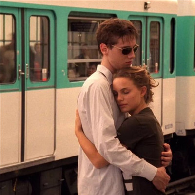 幸福甜蜜欧美情侣头像2022 脾气不小因为以前被宠过