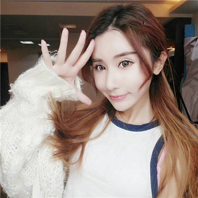 女生小清新可爱搞怪头像2022精选 她是爱哭爱笑还爱玩的情种