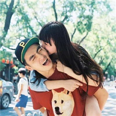 2022最新情侣头像小清新一对两张 见什么世面见见你就好了