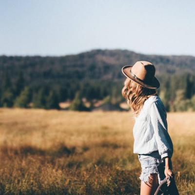 2022欧美女生头像唯美浪漫高清图片 时间回不到开始的地方