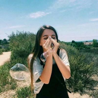 2022微信头像欧美女生清新气质高清图片 独立自信的女孩最惹人爱