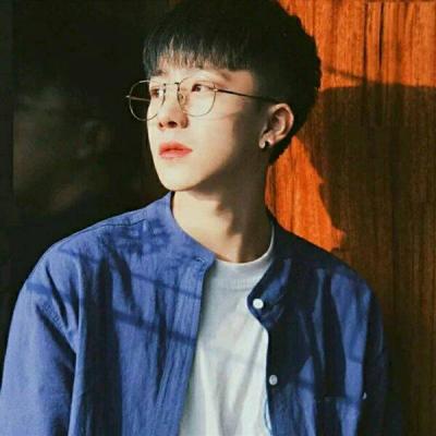 2022男生兄弟头像两人一人一张高冷帅气 人活着得自己宠着自己