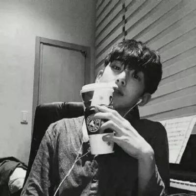 2022最潮超拽男生黑白小丑头像 睡觉算什么有本事你别醒啊