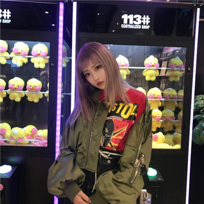 2022超拽霸气女生冷酷头像 冬天的寒冷抵不过心底的痛